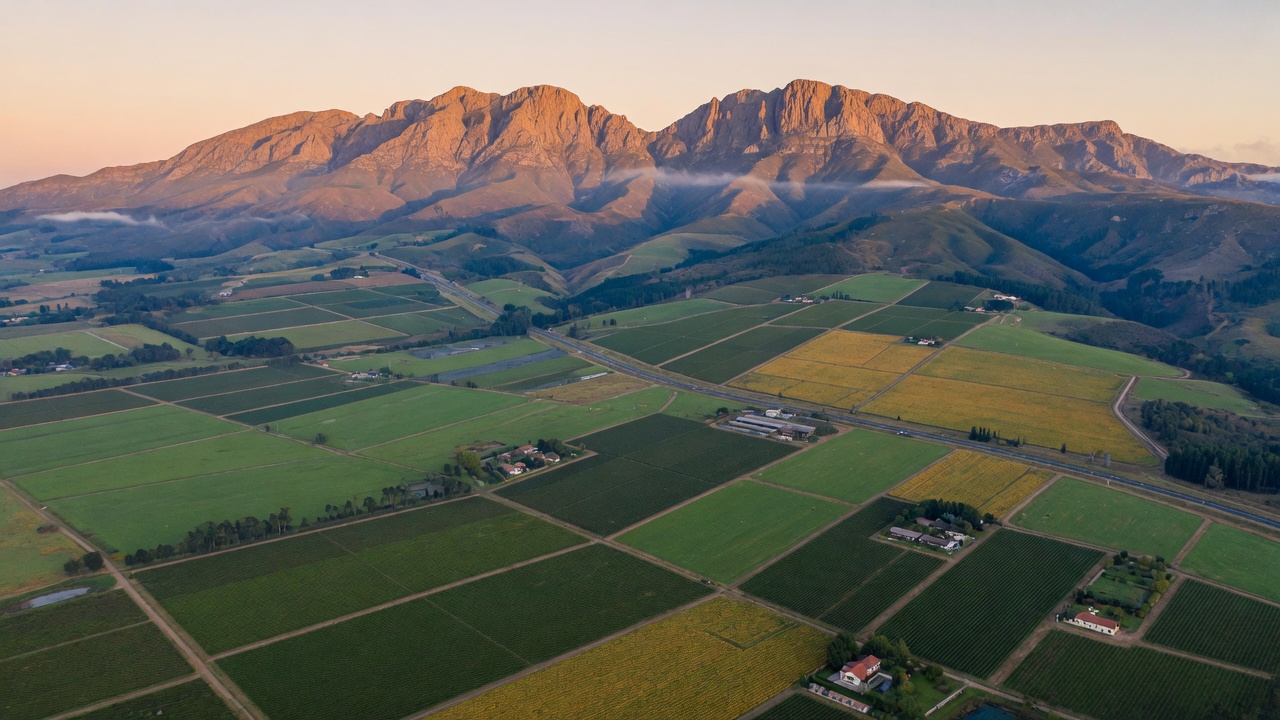 Twilight aerial view of the Helderberg Basin
